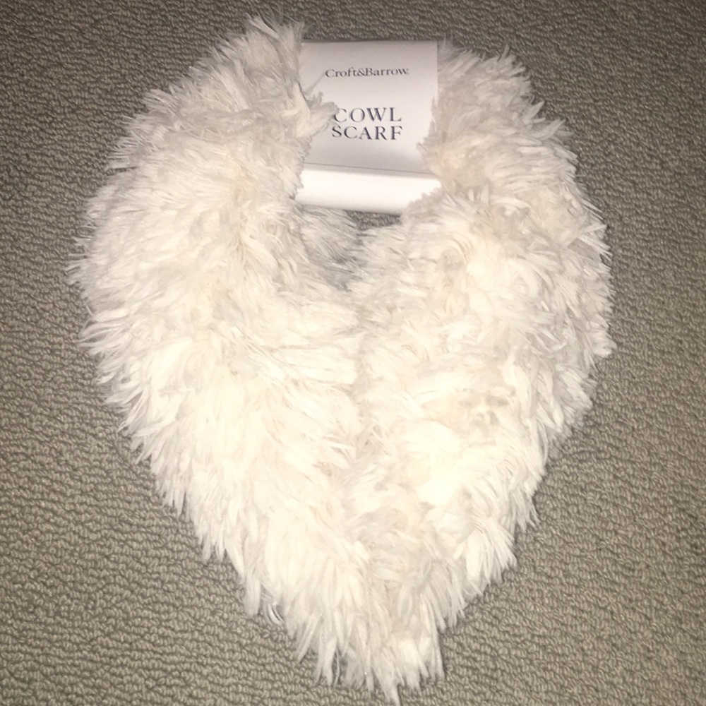 Croft&Barrow neck scarf